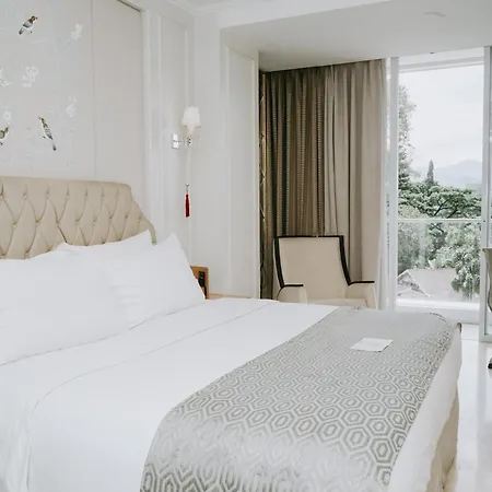 Art Deco Luxury Hotel & Residence-3