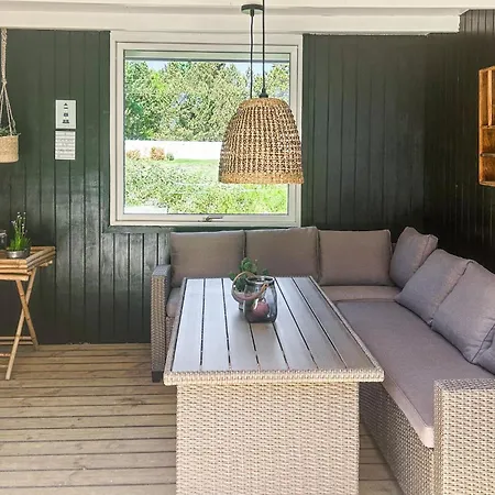 Four-Bedroom Holiday Home In Blavand-3