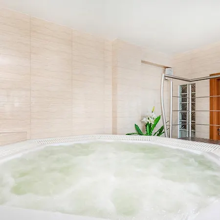 Hotel Nad Morzem - Art-Pension - Dabrowa - Holiday & Spa-3