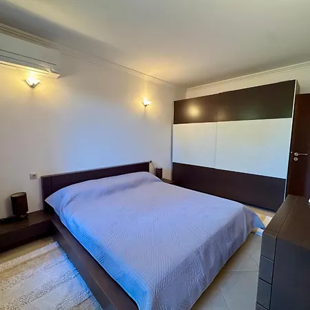 Oasis Club Apartments-3