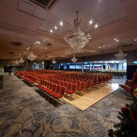 Treacys West County Conference And Leisure Centre-2