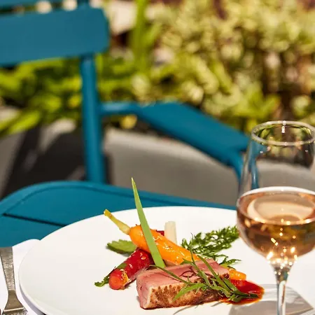 Sofitel Biarritz Le Miramar Thalassa-2