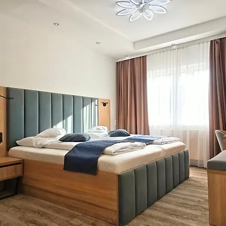 Wellness Hotel Garni Krone-2