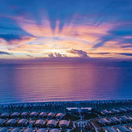 Mövenpick Resort Cam Ranh-3