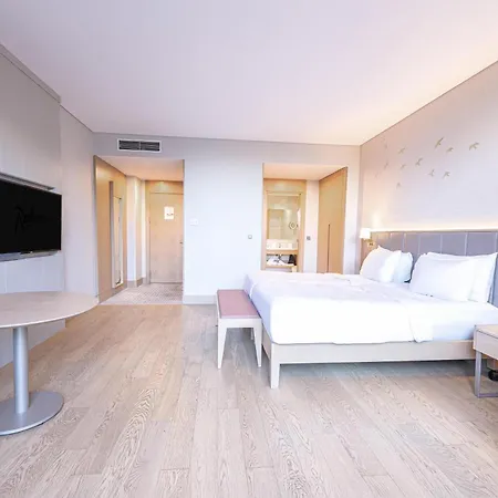 Radisson Hotel Istanbul Harbiye-2