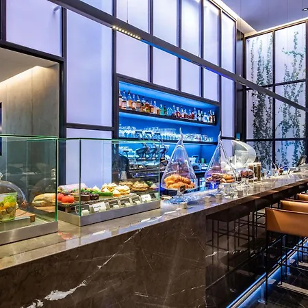 Pullman Tbilisi Axis Towers-3