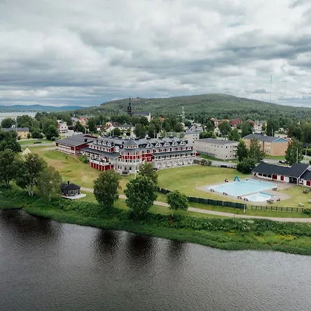 Grand Arctic Resort-3
