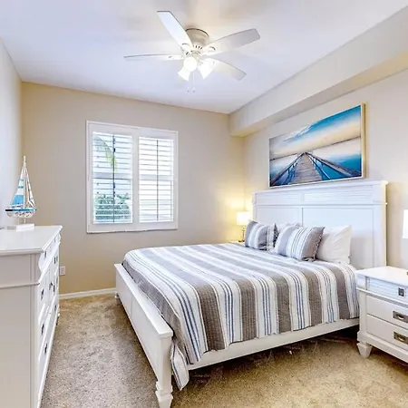 Luxury Condo In Regatta-2