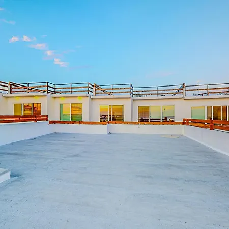 Dog-Friendly Villa With Heated Outdoor Pool, Hot Tub, Streaming, Balcony, Grill-2