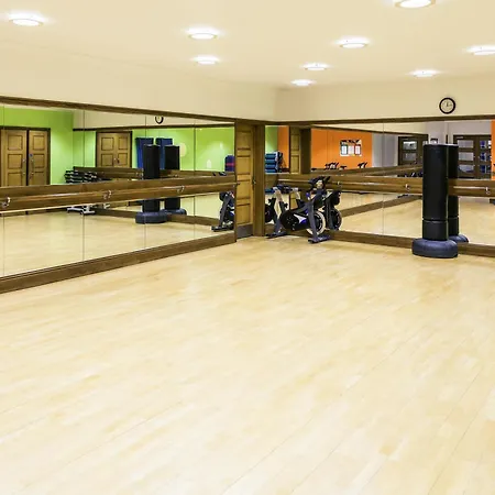 Mercure Dartford Brands Hatch Hotel & Spa-2