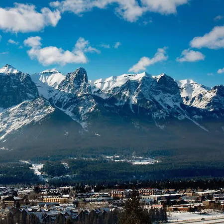 Coast Canmore Hotel & Conference Centre-3