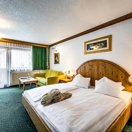 Hotel Alpina Soelden - Adults Only-2