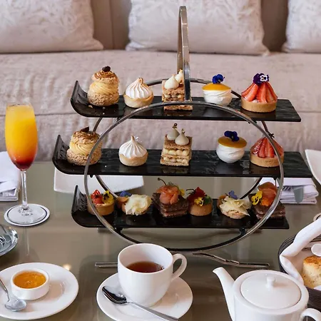 Sofitel Abu Dhabi Corniche-3