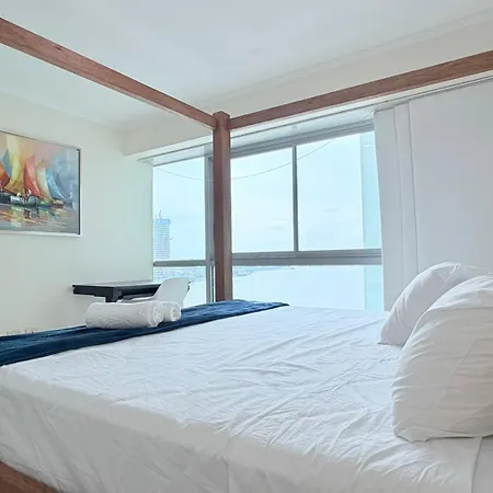 Suite 603, Riverfront, Vista Al Rio, Puerto Santa Ana, Guayaquil-3