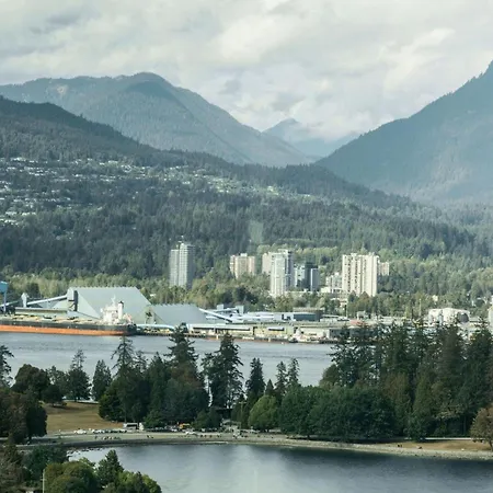 Vancouver Marriott Pinnacle Downtown Hotel-3