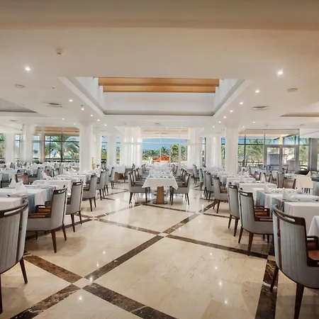 Malikia Resort Abu Dabbab-3