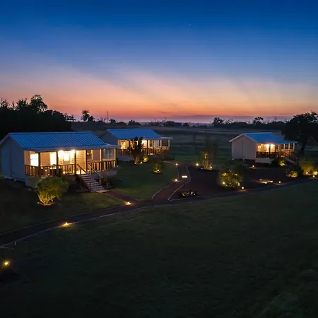 Laurel Court Cottages- A Pickleball Getaway-2
