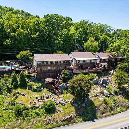 Historic Riverview Inn Three-2