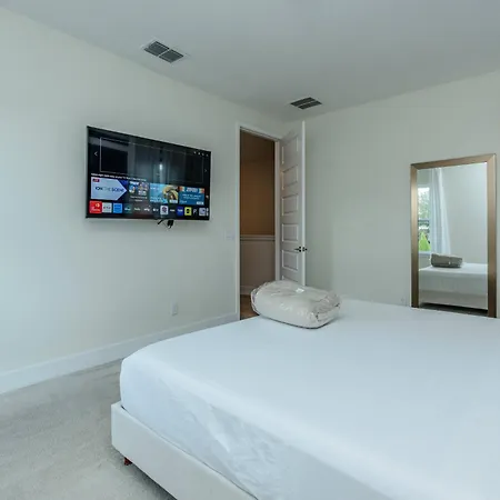 3Br Family Retreat Near Disney-2