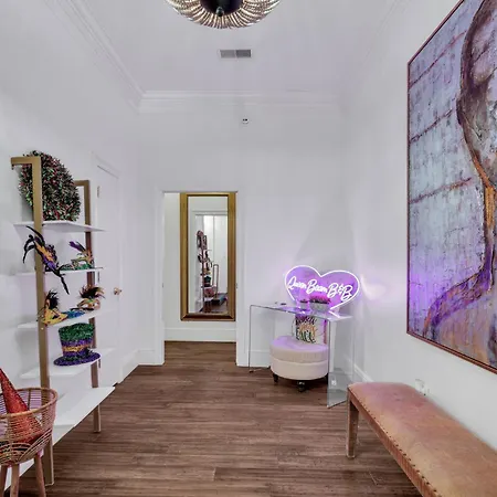 Barbie Dream Suite W Hot Tub Sauna Near Fq-2