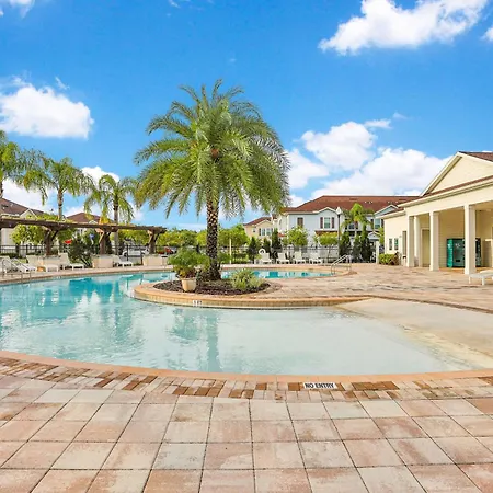 Spacious Family Friendly Home With Resort Style Shared Pool-3