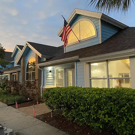 Blue Crush | House In Kissimmee With Pool, Hot Tub, And Tennis Access-2