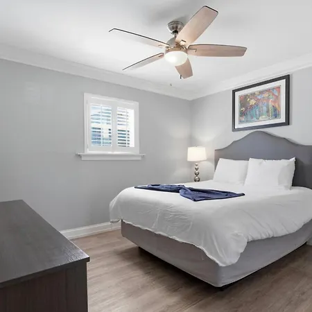 Frenchmen 2Br Retreat W Pool & Hot Tub Access-2