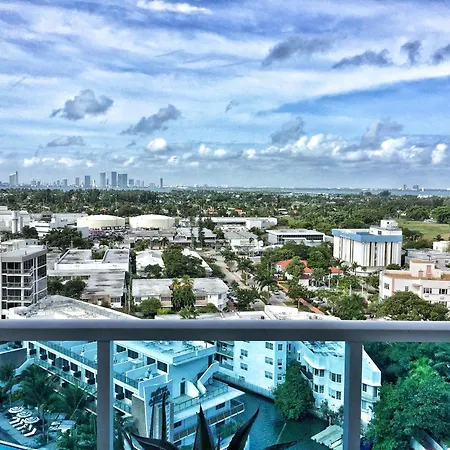 Amazing View 1 Hotel Corner Unit 2Br 2Ba W Balcony-3