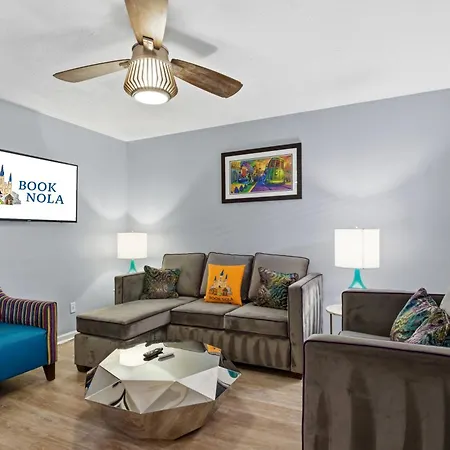 Frenchmen St 2Br Hideaway W Pool & Hot Tub-3