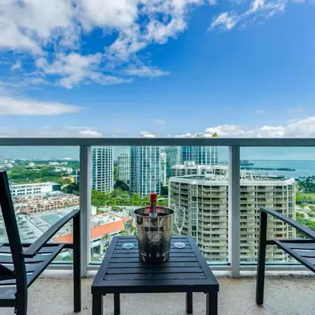 Elegant King Suite, Rooftop Pool, Full Kitchen-2