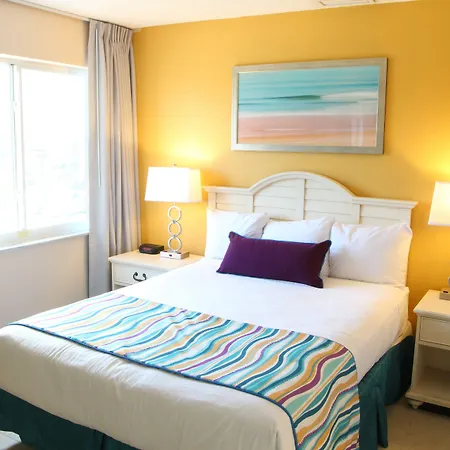 Canada House Pompano Beach-3