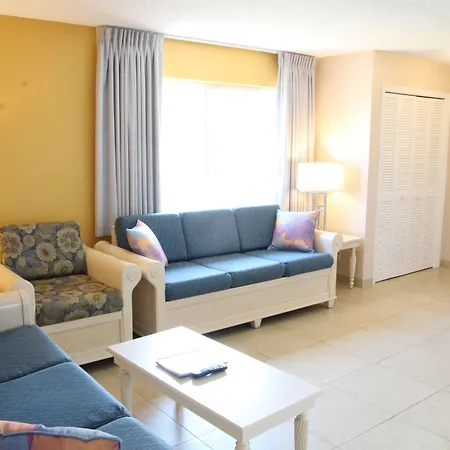 Canada House Pompano Beach-2