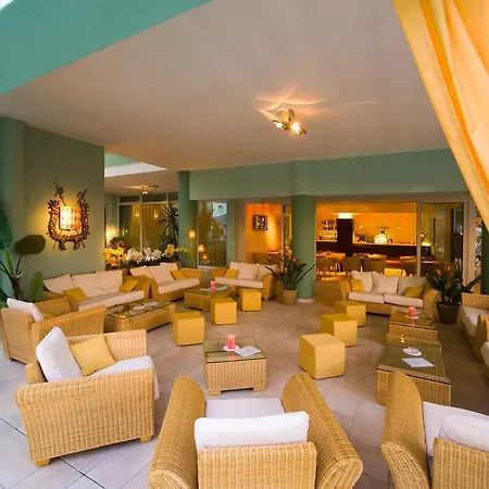 Hotel Montecarlo-2