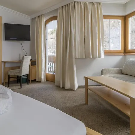 Hotel Garni Chasa Nova-2
