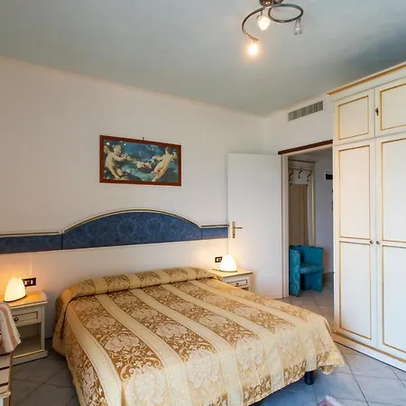 Hotel Elpiro-2