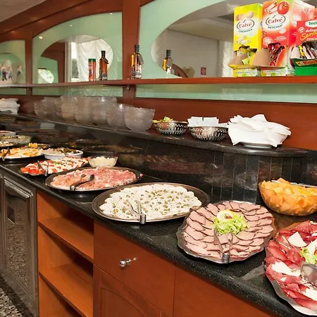 Hotel Elpiro-3