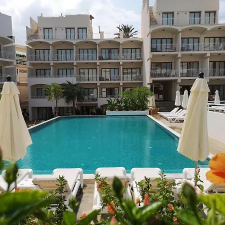 La Siesta Hotel&Beach Resort-2