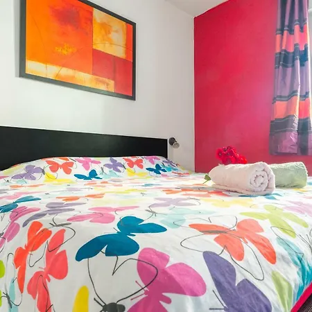 Alena Apartment With Jacuzzi-2