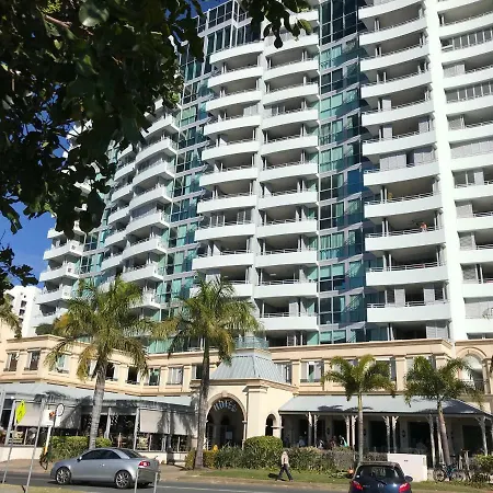 Grand Hotel Apartments Gold Coast By Owner-2