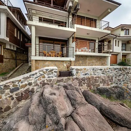 Sozopol Seaside Villa-2