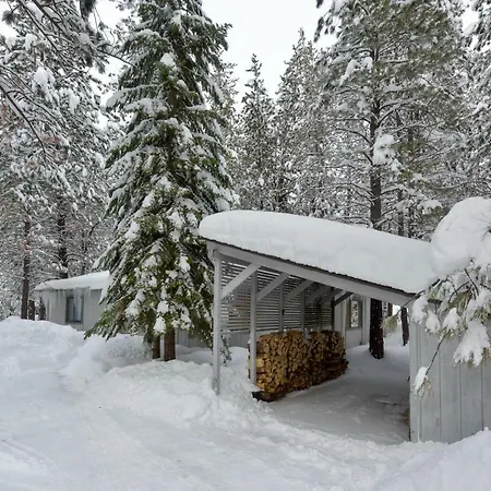 Cozy Jay Cabin-3