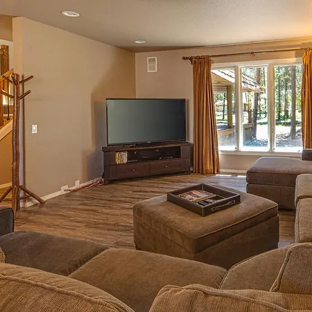 5 Bed 3 Bath Vacation Home In Sunriver-3