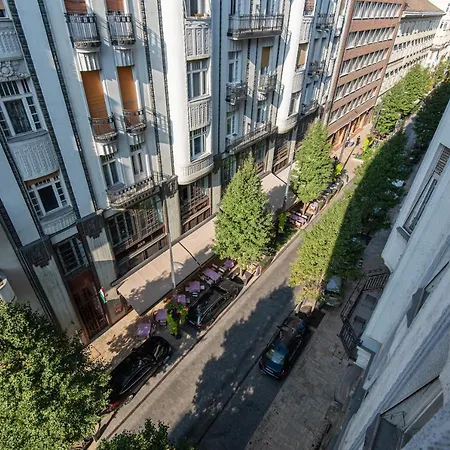 Patrik'S Budapest Center Apartment-2