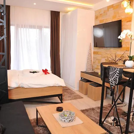 Milmari Boutique S3 Lux-2