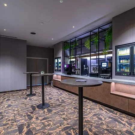 Hotel Restaurant Van Der Valk Nivelles-Sud-3