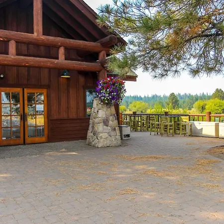 Conifer Lane 01 | Discover Sunriver-2