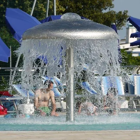 Hotel Lido Bibione Beach-2