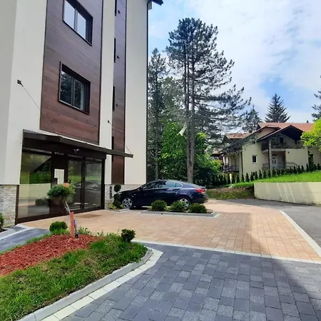 Holiday Spa Lux Apartment-2