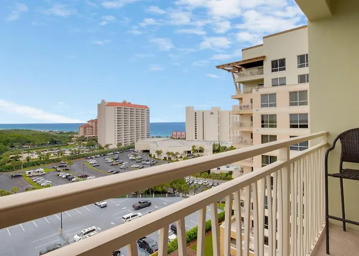 Hotel Luau I 6905 Destin