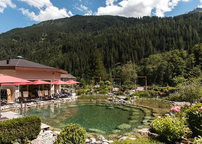 Hotel Eden Tux
